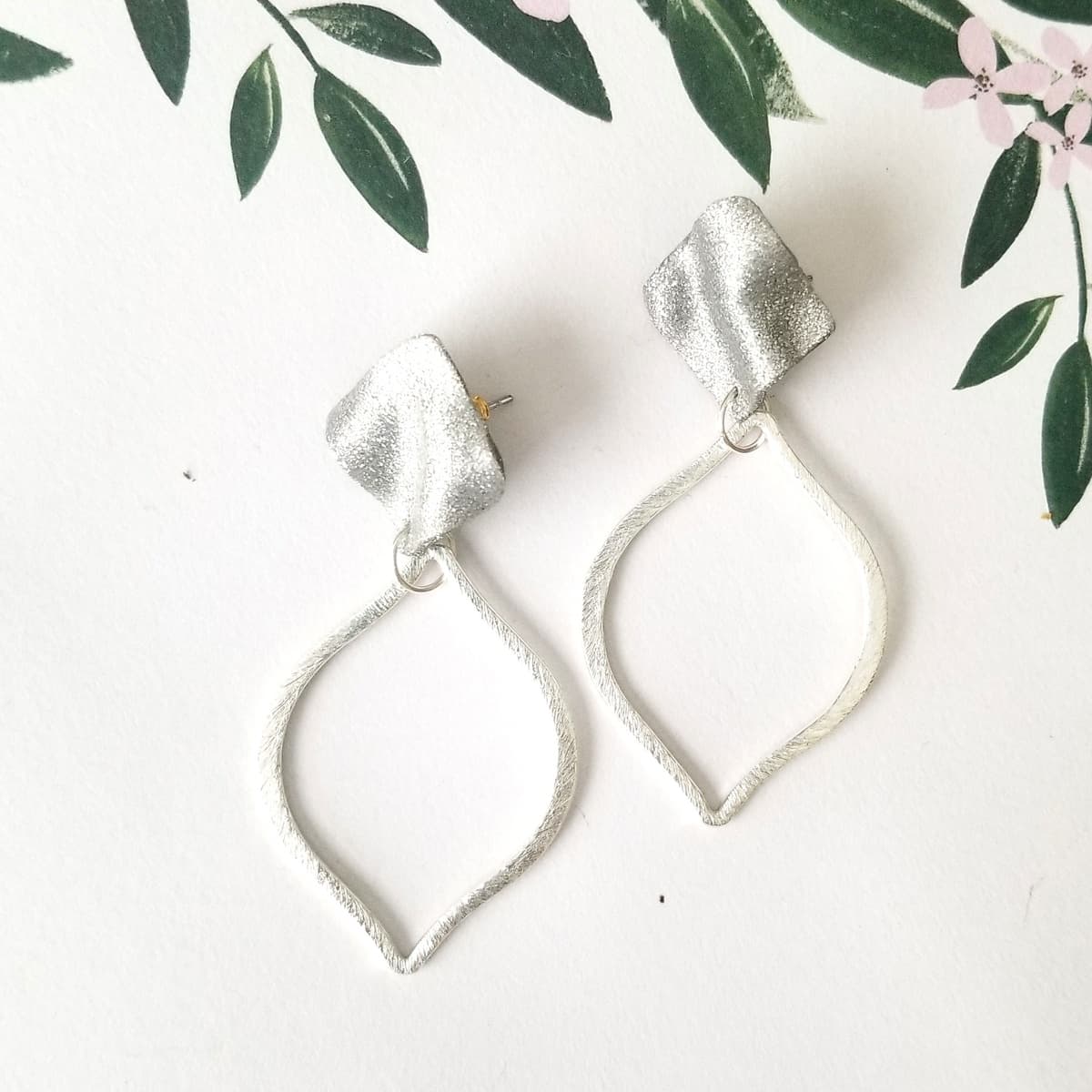 Silver Onda Studs