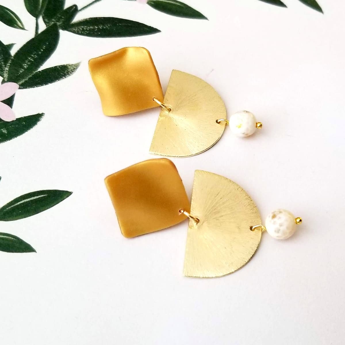 Classic Gold Studs